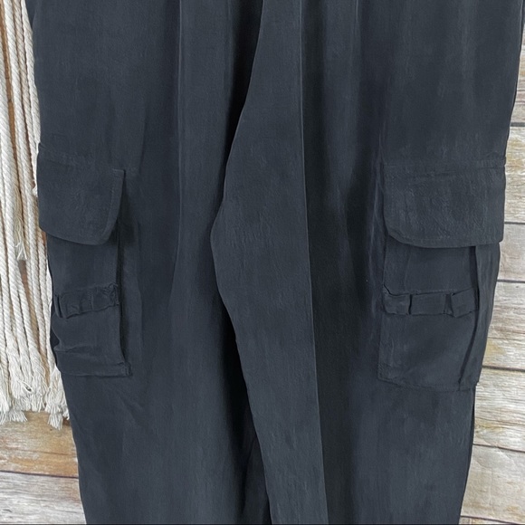 Alice + Olivia | ‘Dede’ Black Smocked Waistband Slinky Twill Cargo Jogger Pants - Picture 8 of 12